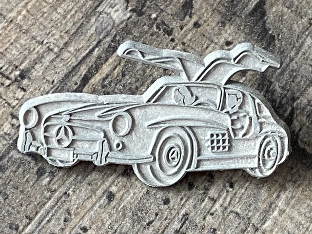 PIN'S / BADGE ARTHUS BERTRAND VIRGIN MEGASTORE EUR 5,01 - FR