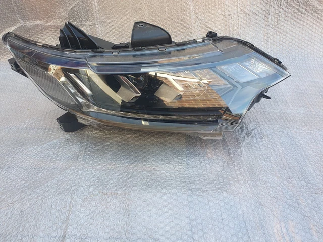 thumbnail image 2 of Ultimate Components Front Fog & DRL For Mitsubishi Outlander Mk3 (2013+) – Driver Side (Right) 2 of 6