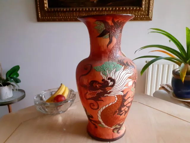 Grand vase balustre en Céramique-Asie-Décor de dragons