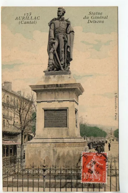 AURILLAC - Cantal - CPA 15 - Statue du General Delzons