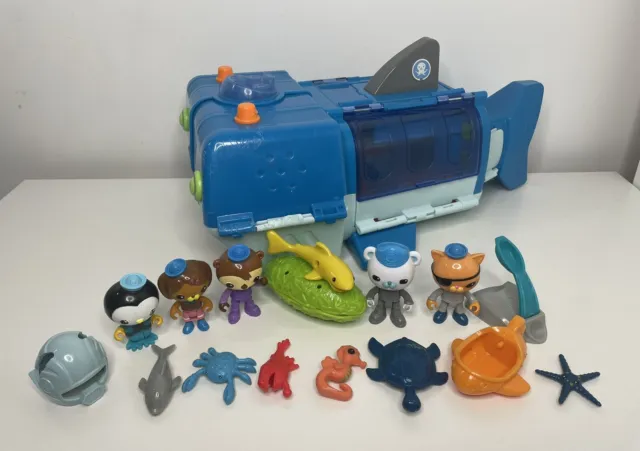 Octonauts Gup W Reef Rescue Vehicle 5 Figures, UV Ligh works  - Scratched Side