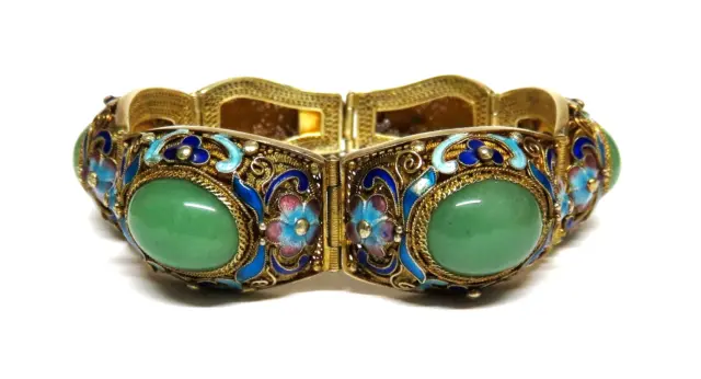 Antikes Silber Armband mit grünen Jade-Cabochons & Emaildekor, China