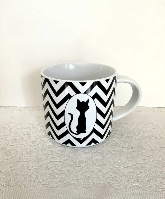 Black Cat John Bartlett Pet Chevron Zig Zag Design 16 Oz Coffee Mug