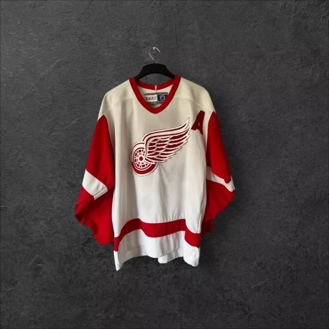 CCM - NHL Detroit Red Wings Brendan Shanahan Jersey - Men’s Large