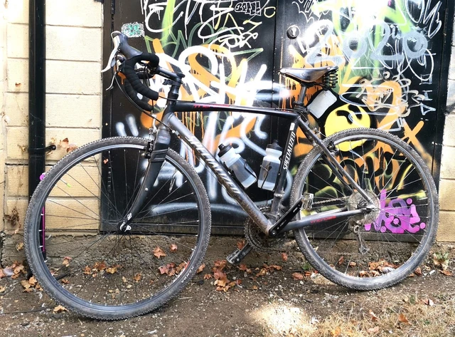 BICYCLE SPECIALIZED TRICROSS Sport for Road and Trail. Size 56cm