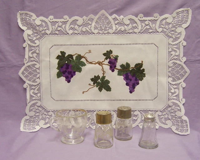 Grape Motif Clear Glass Salt & Pepper & Sugar Bowl w/ Handles & Doily Lot of 5 Grape Motif Clear Glass Salt & Pepper & Sugar Bowl w/ Handles & Doily Lot of 5