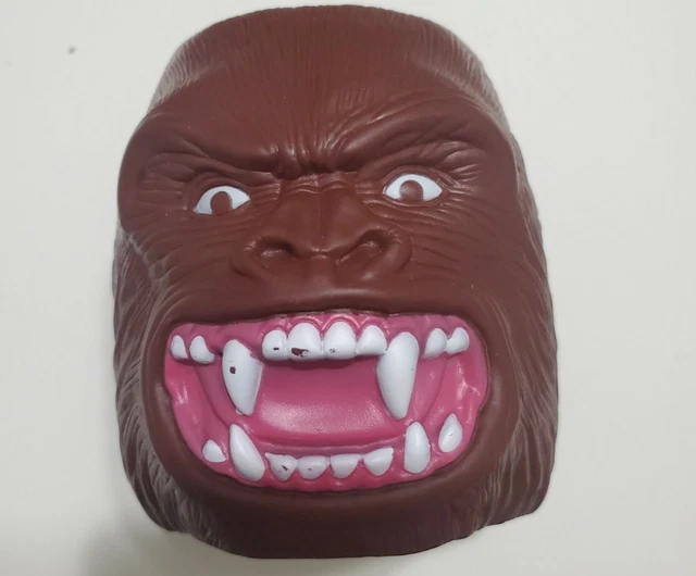 RARE VINTAGE 1986 Universal Studios King Kong cup drink cozy cooler