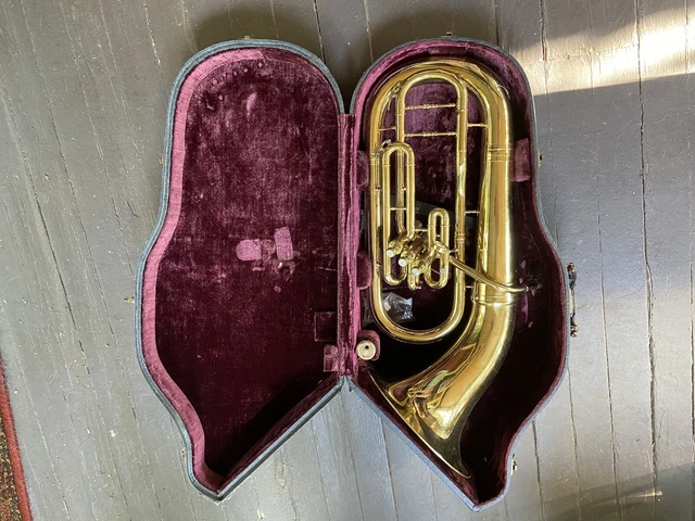 euphonium 3 valve Made By CG Conn Ltd euphonium 3 valve Made By CG Conn Ltd