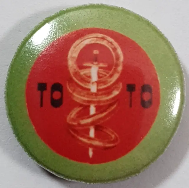 1980's Toto American Rock Pop Music Band Plastic/Tin Badge 25mm Dia.