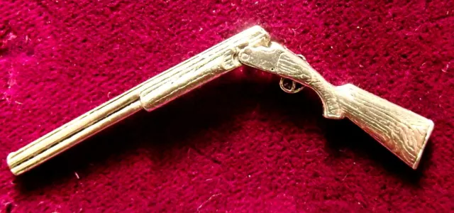 Pewter Hunting Broken Shotgun Brooch Pin : Signed