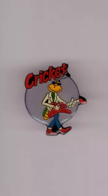 pin's briquet / Cricket (époxy signé démons et merveilles)