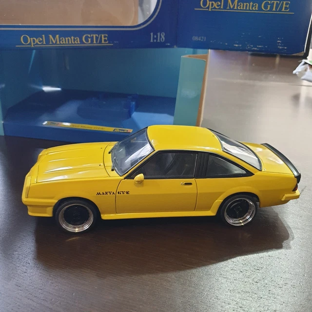 Opel Manta GT/E Revell 1/18 - Maquette Blanche - Neuve