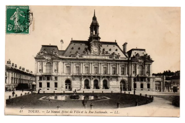 tours , le nouvel hôtel de ville et la rue nationale