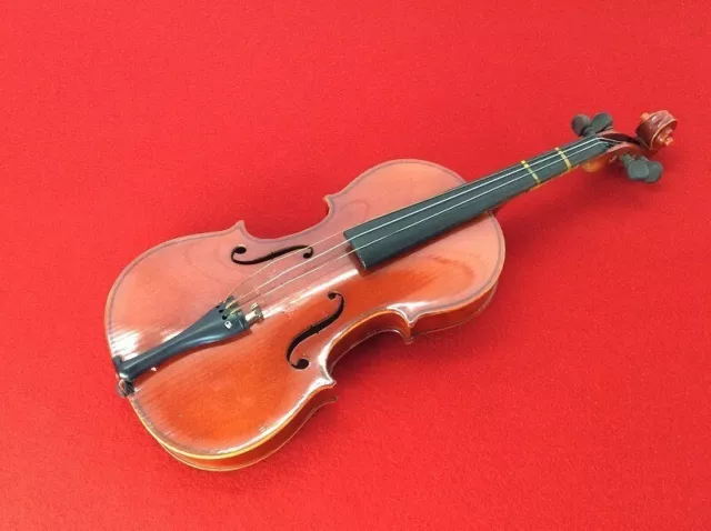 Suzuki/Suzuki/Violin/Violin/1972/No. 220/ 1/4/Bow/Hard Case Stringed Instrument 2