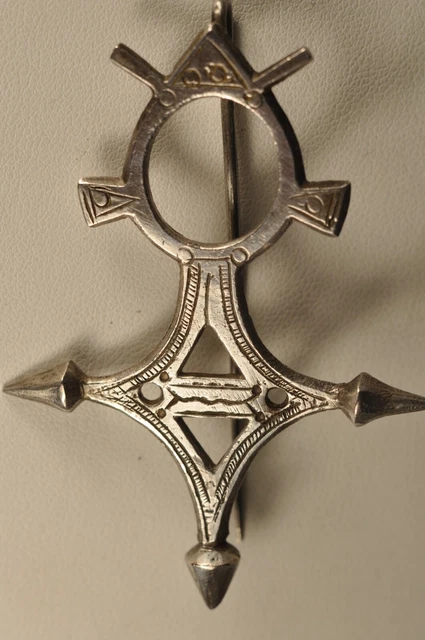 Broche Berbere Ancien Argent Massif Antique Ethnic Solid Silver Brooch