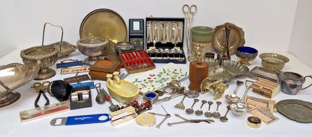 Large Mixed Bundle of Antique/Vintage Collectables H16 B530
