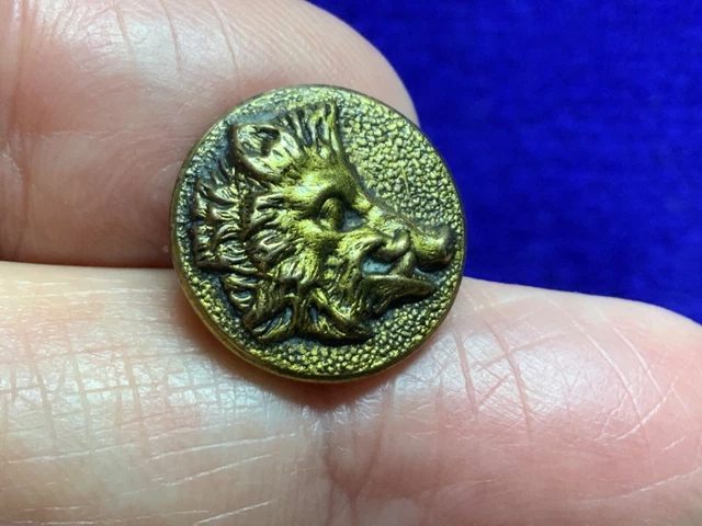 FRENCH HUNT BUTTON ~ EQUIPAGE VAUTRAIT de CHANTELOUP ~ BOAR’S HEAD 17mm 1966-88