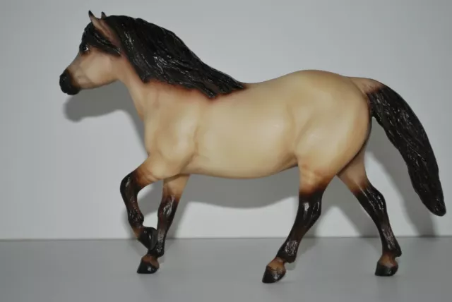 Vintage Breyer Molding Co ~ Carmel Pony with Black Mane and Tail