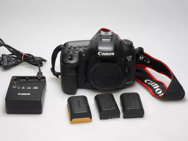 Canon EOS 7D Mark II DSLR Kamera  EXCELLENT