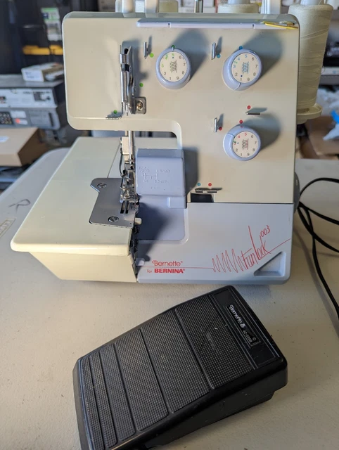RARE Bernette Bernina 003 Funlock Portable Overlock Serger Sewing Machine RARE Bernette Bernina 003 Funlock Portable Overlock Serger Sewing Machine