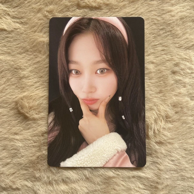 AESPA 2023 SEASON'S Greetings Official Giselle Holiday Photocard PC