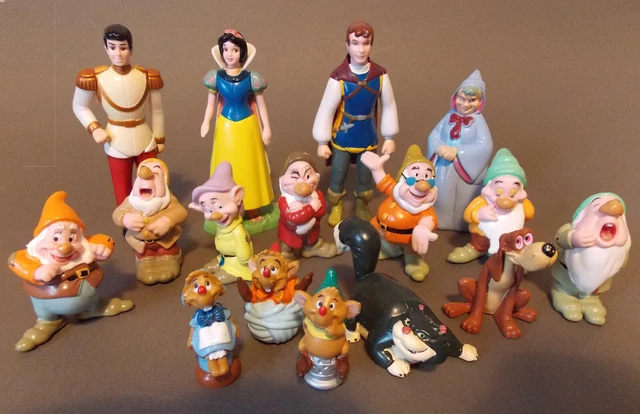 VINTAGE DISNEY SNOW White and The Seven Dwarfs + others Figure Bundle ...