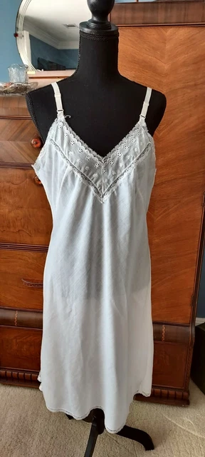 Vintage cotton blend full slip nightgown eyelet modesty romantic summer READ