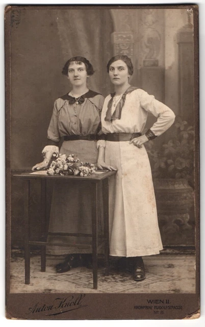 Fotografie Anton Knoll, Wien, Kronprinz Rudolfstrasse 6, hübsche junge Damen im