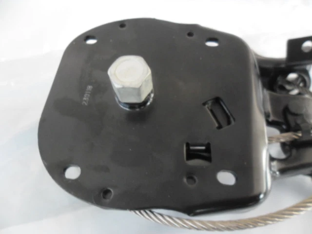 Support De Roue De Secours Pour Land Rover Discovery 2 (P38) - Occasion - Jante Abîmée