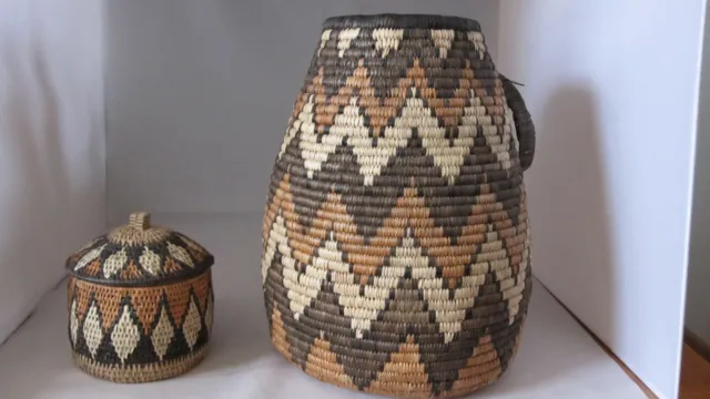 2 Handmade Zulu Baskets Lid Tri-Color Woven South Africa Zig Zag 13 1/2 Tall
