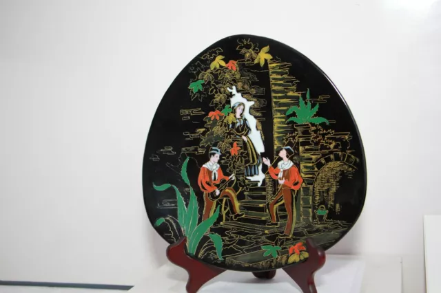 Assiette Décorative en Faïence  d'Art EMAUX de LONGWY N° 3522  SERENADE  