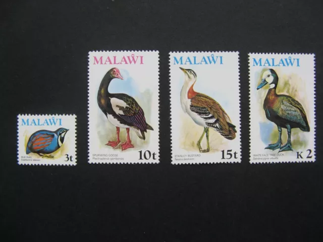 MALAWI, 4x stamp MNH 1975, without watermark, birds