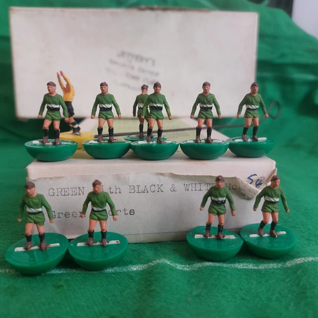 Equipe Subbuteo Bulgarie HW – Très Bon état – Joueur Recollé