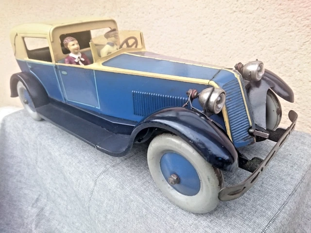 CIJ PLATRE ET FARINE RENAULT NERVASPORT ORANGE EN TRES BON ETAT JOUET ANCIEN Roc