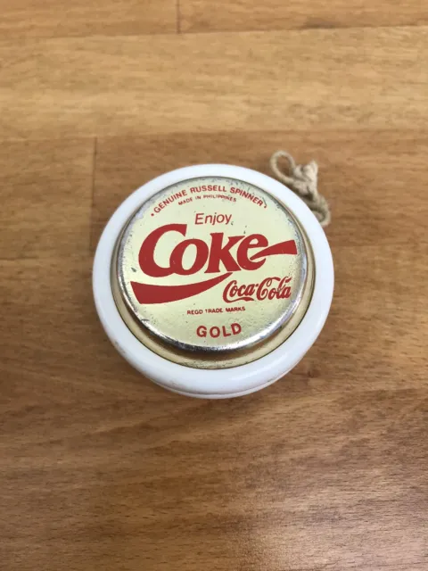 Vintage Rare Gold Coca-Cola, Russell Spinner Yo-Yo. 1980s