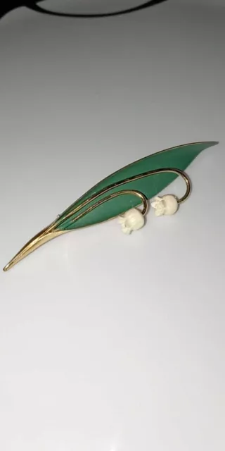 Vintage Enamel  Lily Of The Valley Early Plastic Flowers Brooch