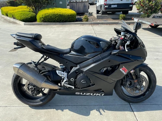 Suzuki Gsxr1000 Gsxr 1000 11/2005Mdl 35178Kms Clear Title Project Make An Offer