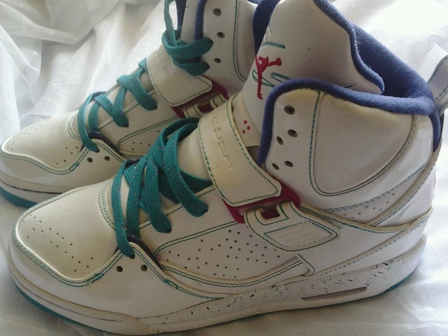Girl jordan shoes size 5 hot sale