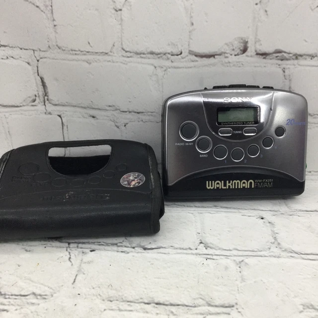 SONY WALKMAN FM/AM Radio and Cassette WMFX251 Cassette DOESNT WORK