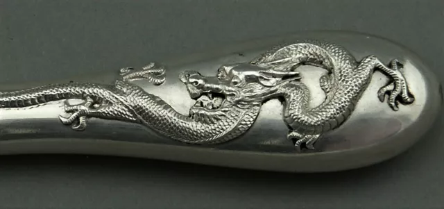 Jugendstil Fischvorleger Fisch Besteck massiv Silber Asien Drachen Dekor (321)