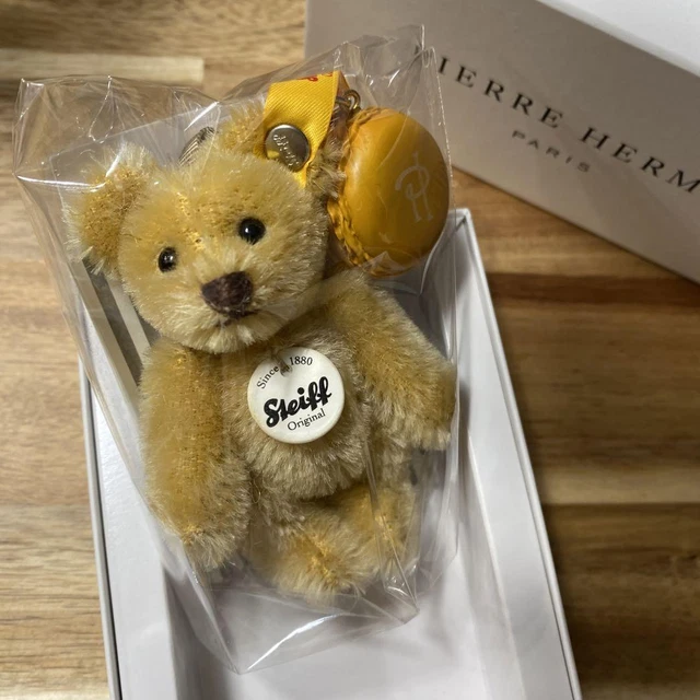 Steiff #189 Pierre Herme Key Ring