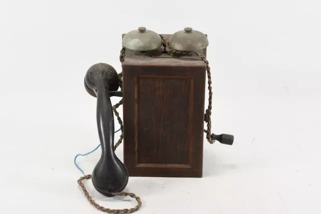 B56M37- Antikes Kurbeltelefon, Wandtelefon, um 1930