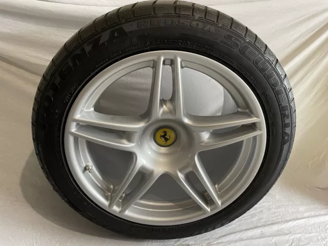 Ferrari Enzo rear rim wheel with original Bridgestone tyre Roue Jante Pneu