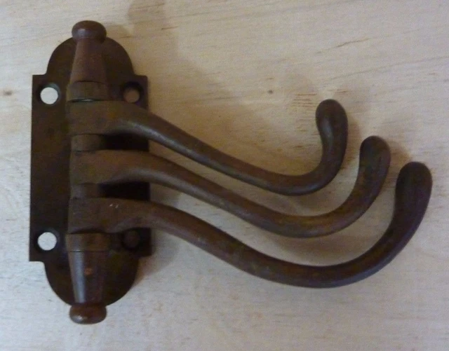 ADAMS & WESTLAKE Chicago Phila USA Antique Brass Swivel 3 Hook Bracket Hanger
