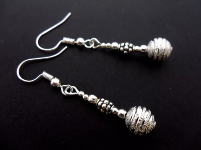 A Pair Of Pretty Tibetan Silver Dangly Earrings. New.