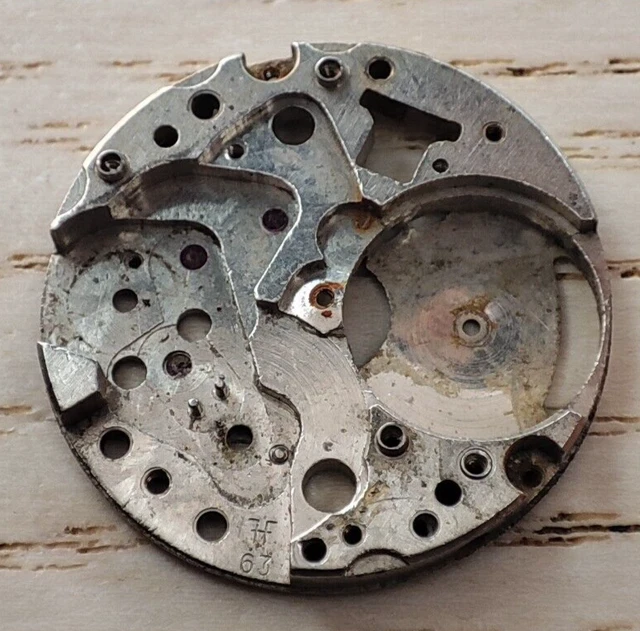 FHF Cal. 69 - Plaque de contre-pivot, pour balancier 330 FHF Cal. 69 - Plaque de contre-pivot, pour balancier 330