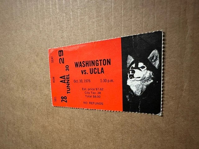 1976 NCAA Football Ticket Stub Washington Huskies VS UCLA Bruins OCT 30TH