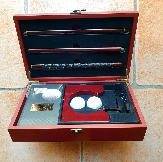 Le coffret Larousse du Golf,en bois marron,jeu kit complet+guide+accessoire neuf