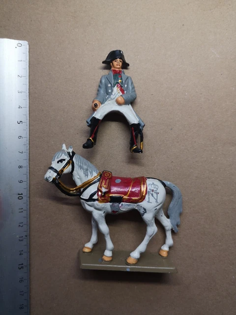 STARLUX EMPIRE NAPOLEON 1/32 Fh60541 Chasseur De La Garde EUR 30,00