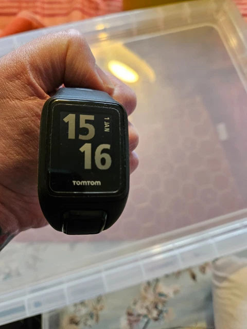 TOMTOM RUNNER GPS Multisport Watch Grey Black BRS00 model 30.85